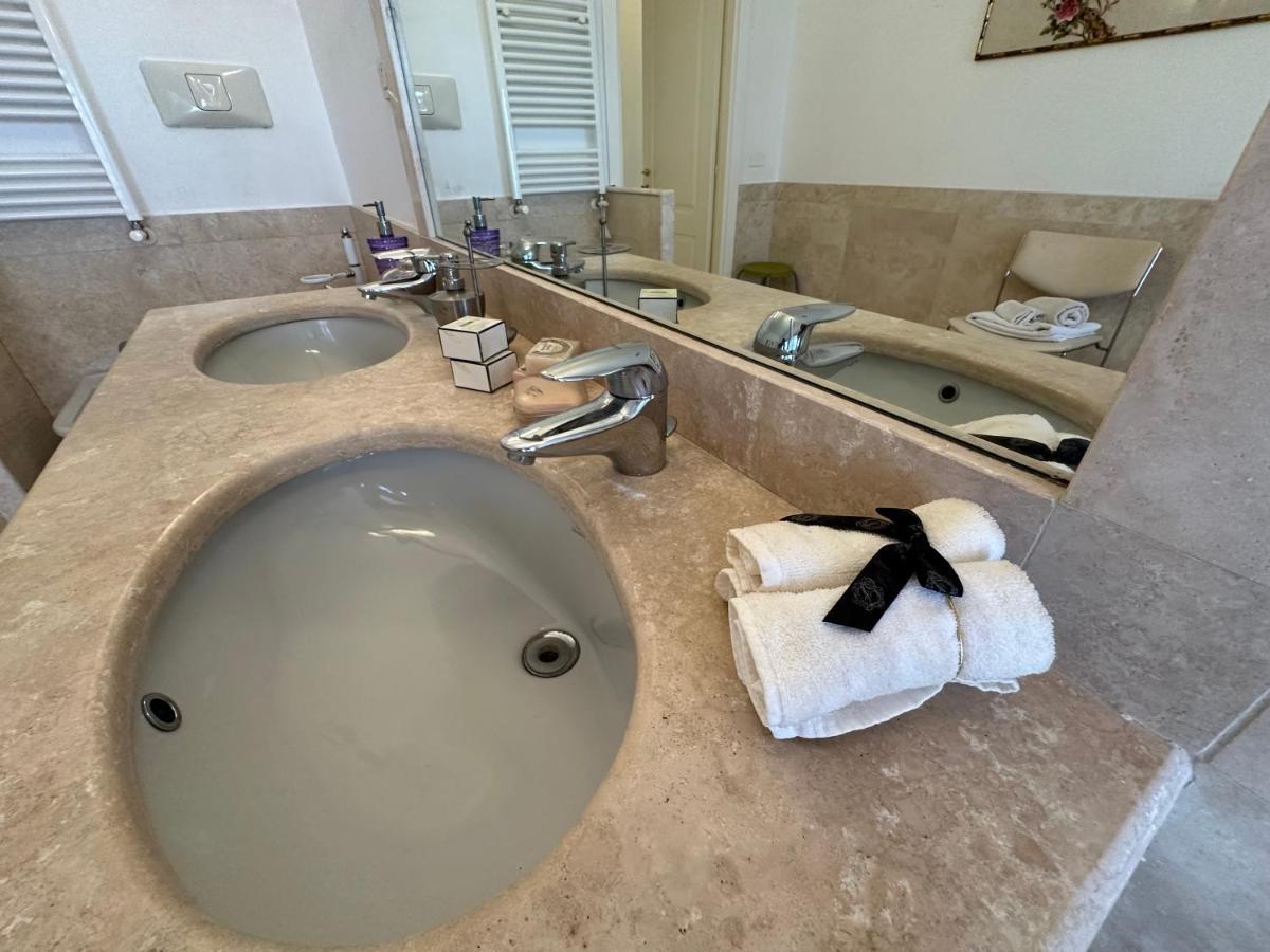Pf Luxury Apartment Petrarca Posillipo Capri View - My Place Наполи Екстериор снимка