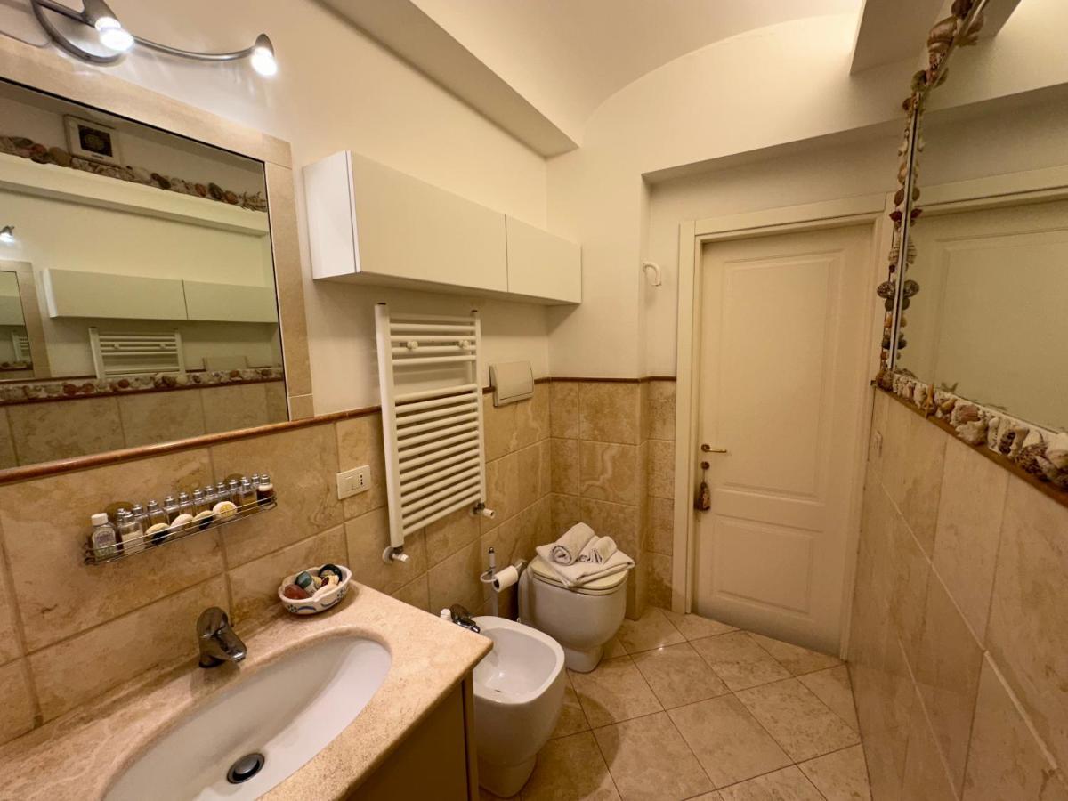 Pf Luxury Apartment Petrarca Posillipo Capri View - My Place Наполи Екстериор снимка