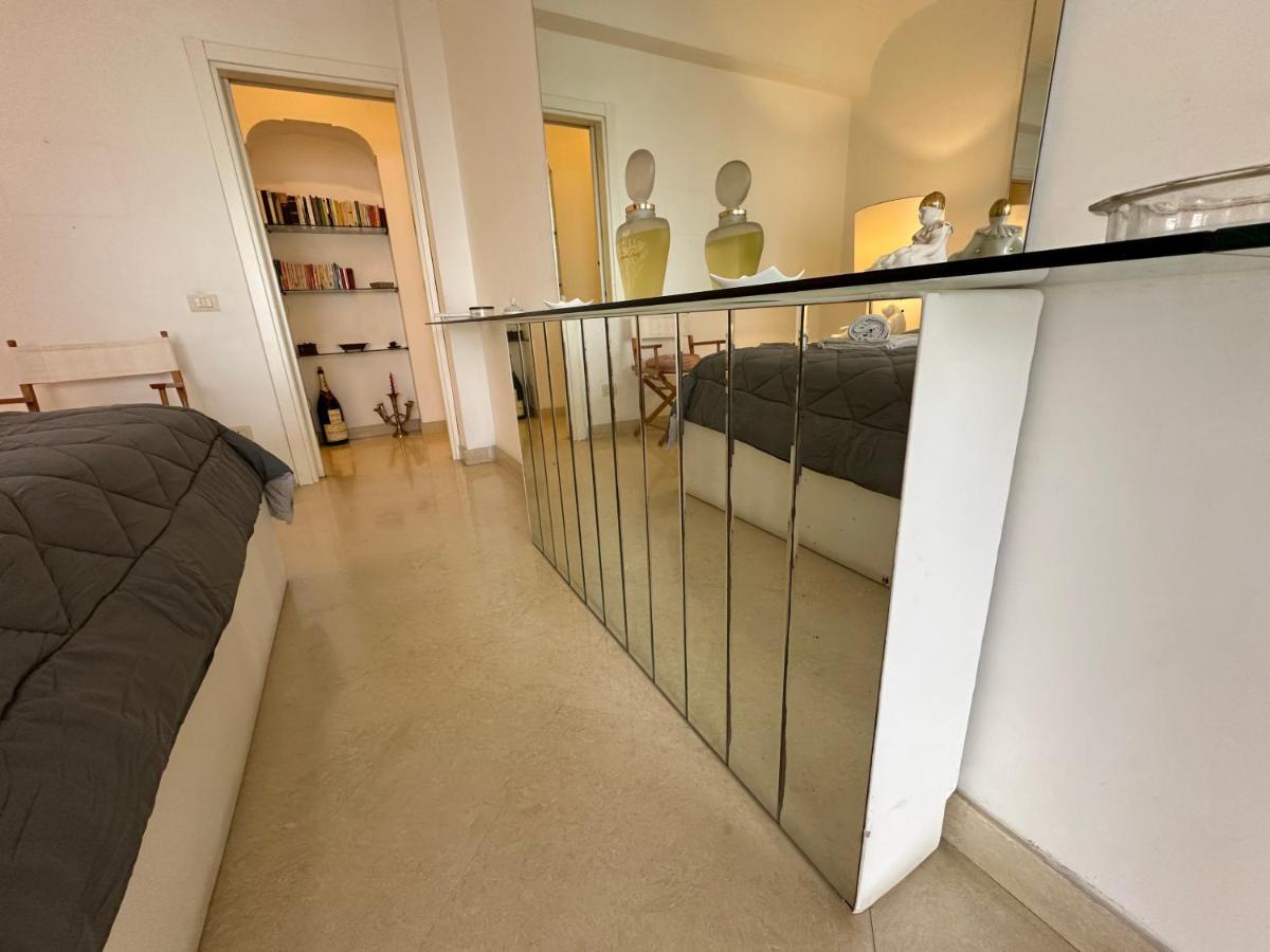Pf Luxury Apartment Petrarca Posillipo Capri View - My Place Наполи Екстериор снимка