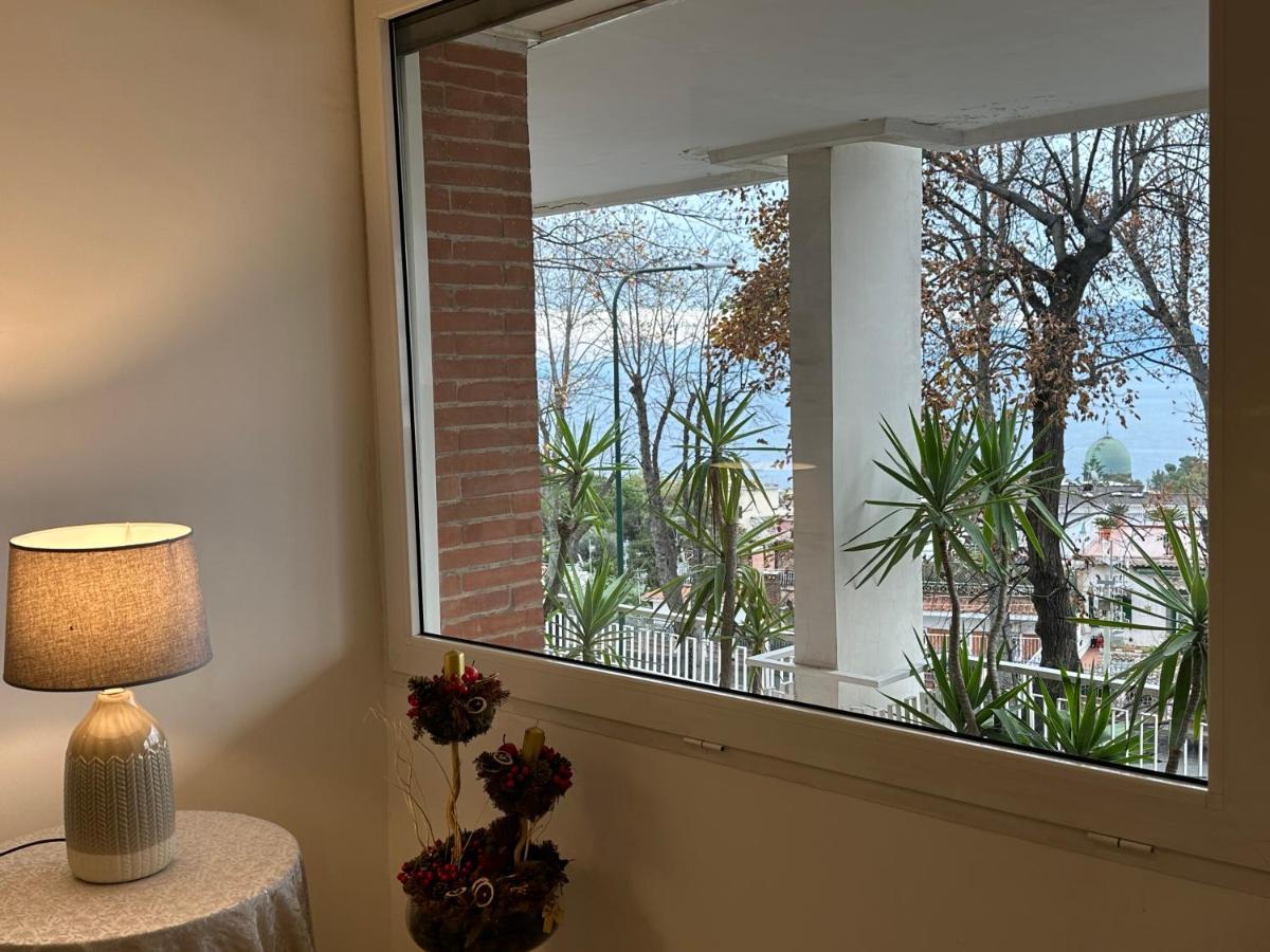 Pf Luxury Apartment Petrarca Posillipo Capri View - My Place Наполи Екстериор снимка