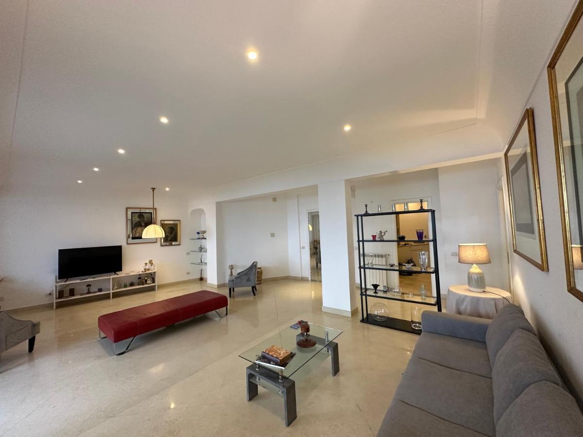 Pf Luxury Apartment Petrarca Posillipo Capri View - My Place Наполи Екстериор снимка