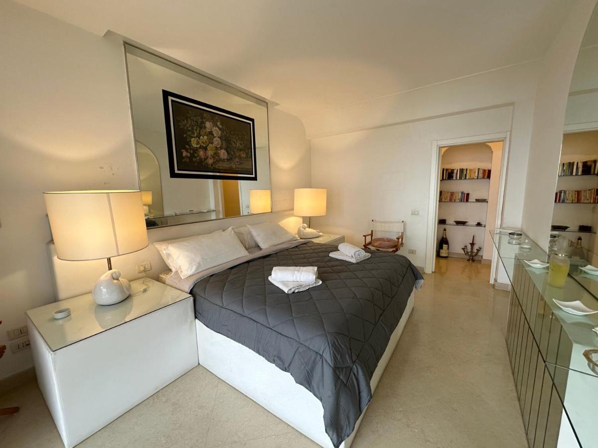 Pf Luxury Apartment Petrarca Posillipo Capri View - My Place Наполи Екстериор снимка