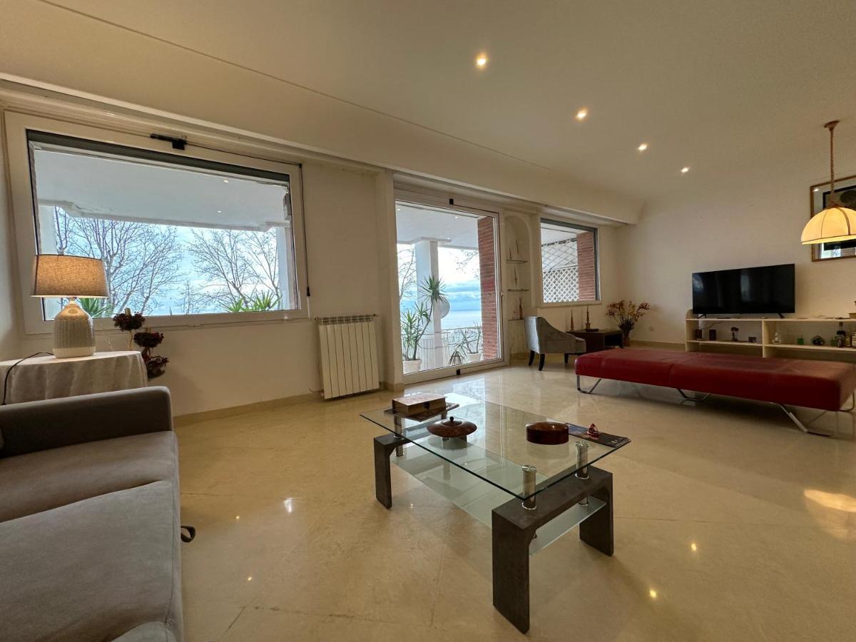 Pf Luxury Apartment Petrarca Posillipo Capri View - My Place Наполи Екстериор снимка