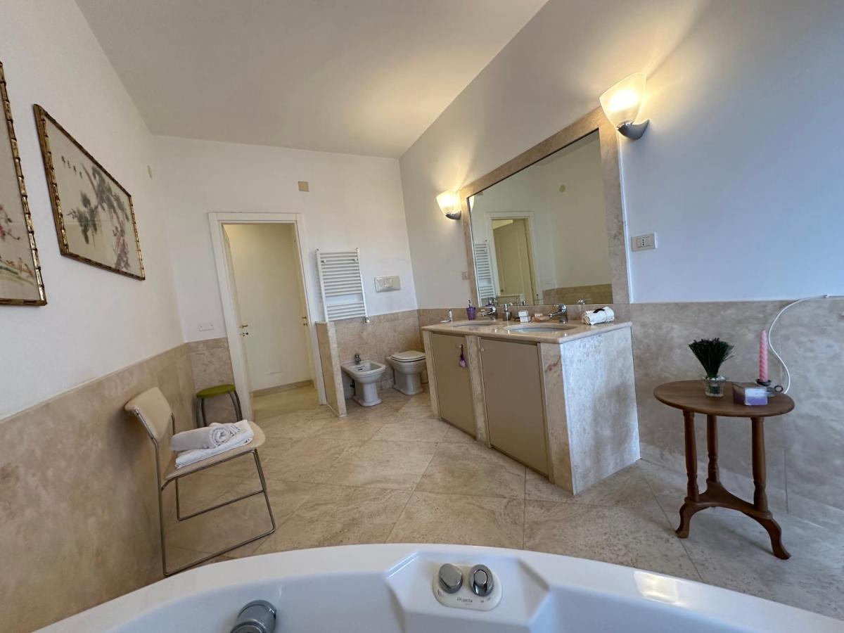Pf Luxury Apartment Petrarca Posillipo Capri View - My Place Наполи Екстериор снимка