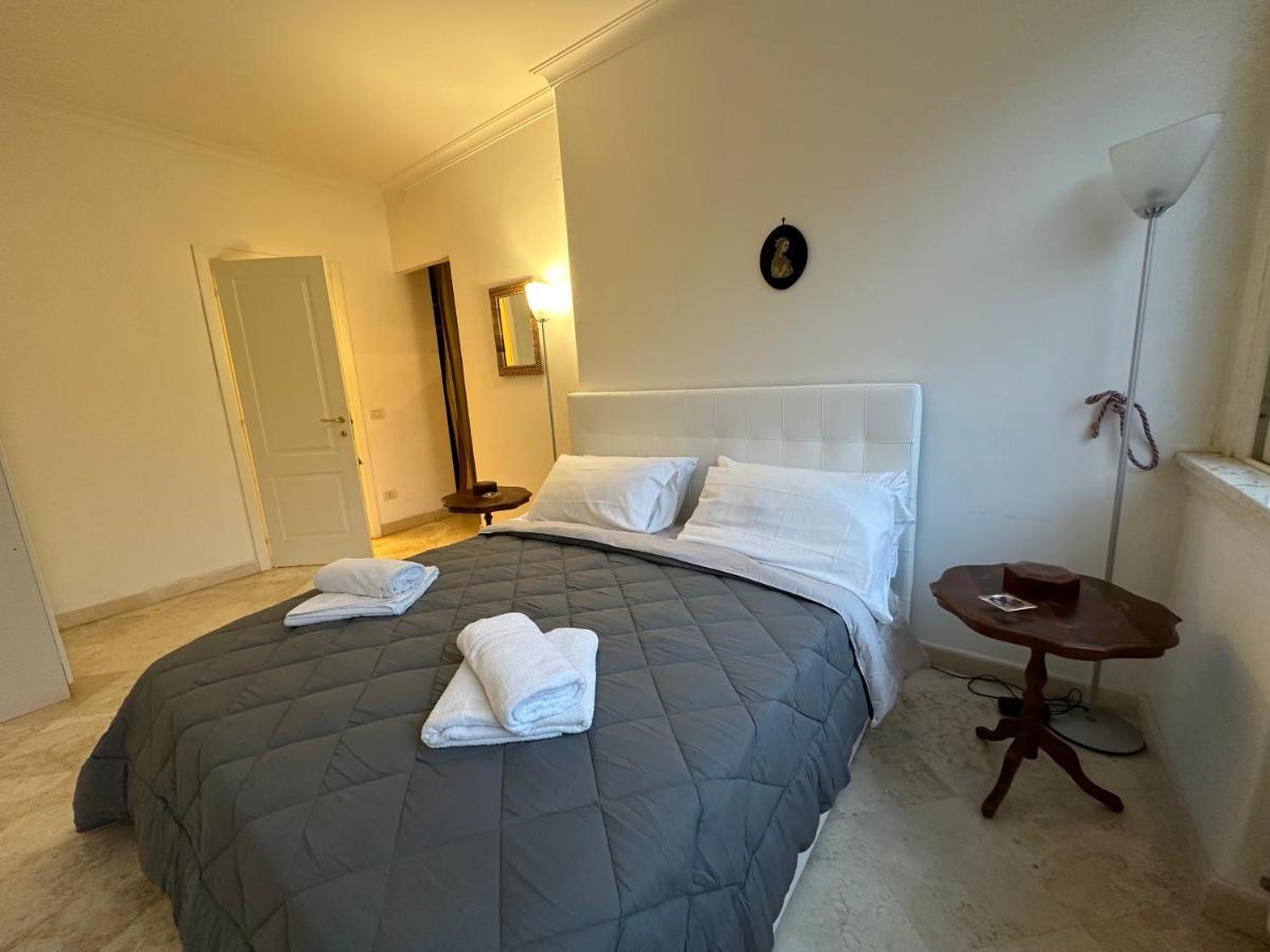 Pf Luxury Apartment Petrarca Posillipo Capri View - My Place Наполи Екстериор снимка